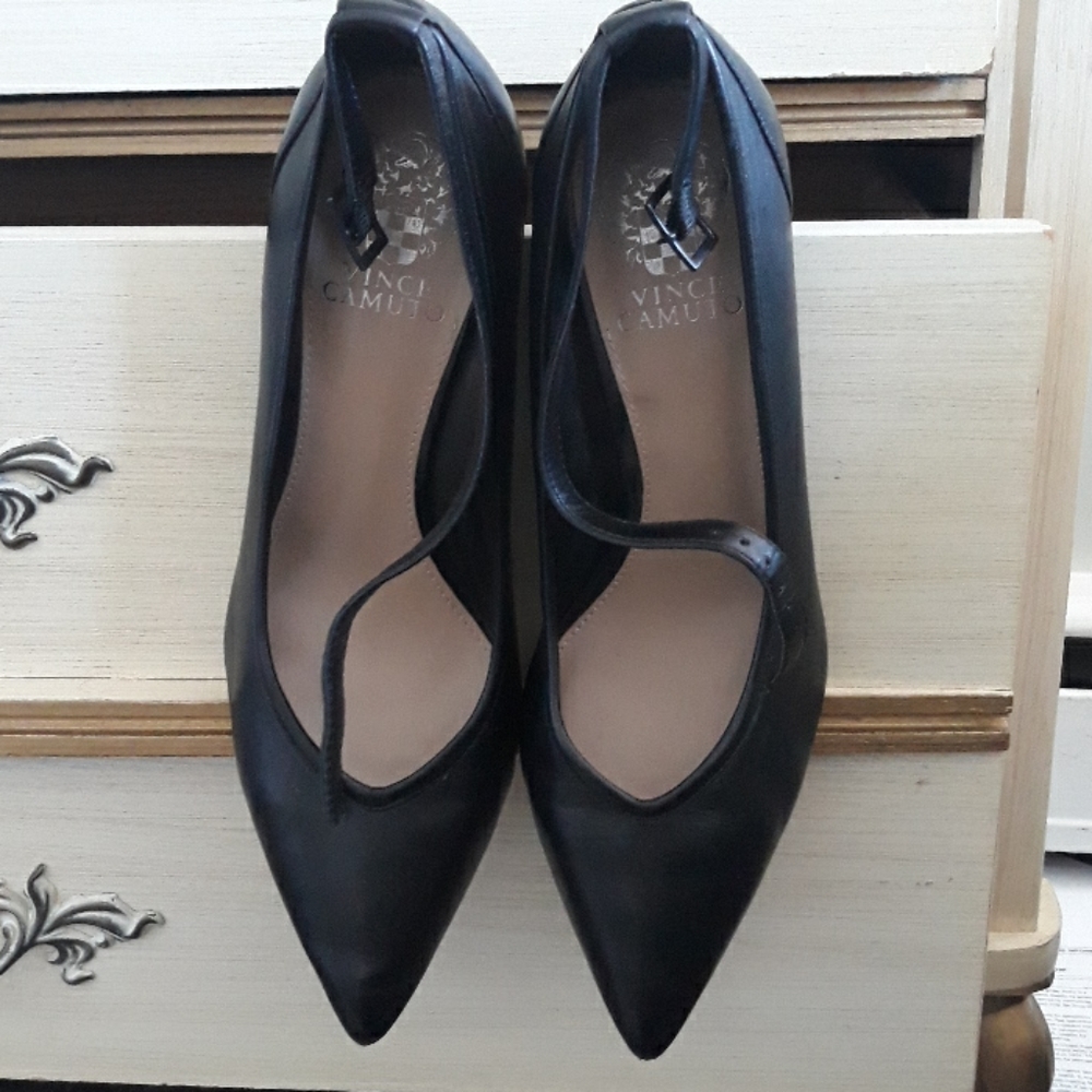Dress shoes